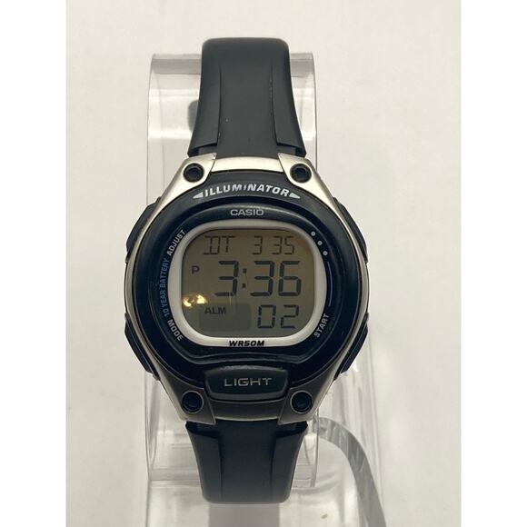 Casio Illuminator Multifunction Sport Womens Watch 34mm Alarm Timer WR Backlight - Picture 5 of 9